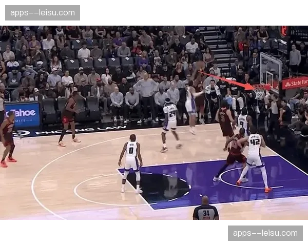 塞克斯顿公牛替补席贡献25分 突破分球能力提升球队进攻层次